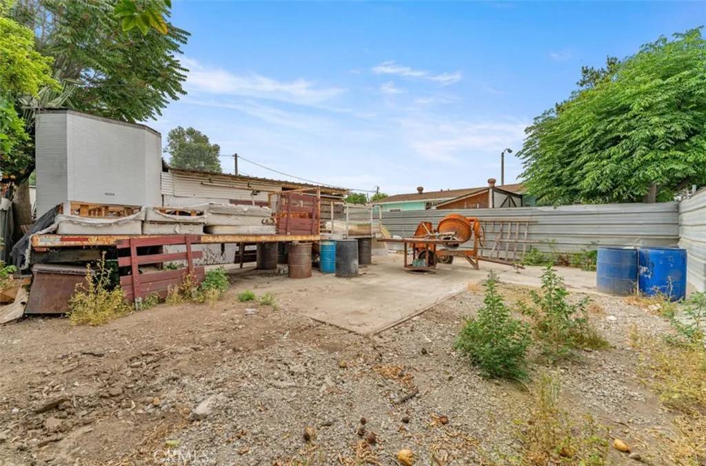 Pomona, CA 91766,264 Oak