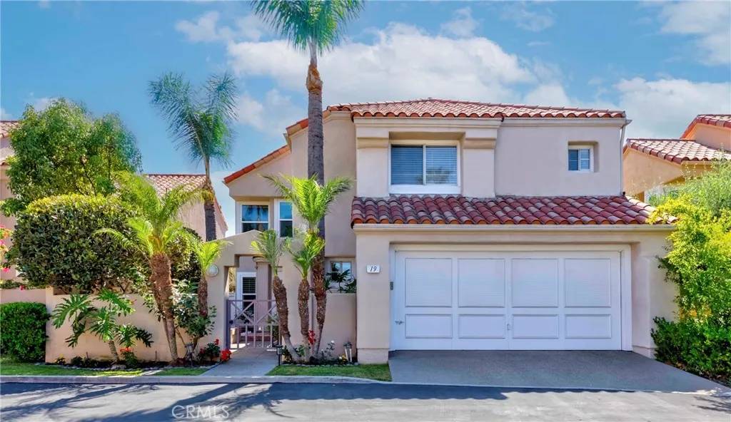 Irvine, CA 92614,19 Las Cruces