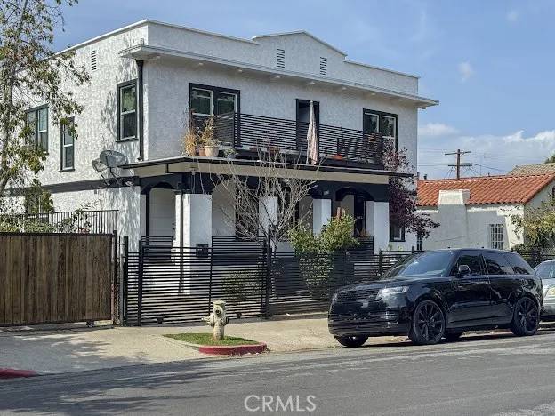 Los Angeles, CA 90057,515 S Coronado Street
