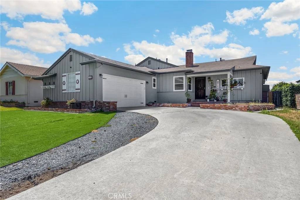 Whittier, CA 90603,15902 Santa Fe Street