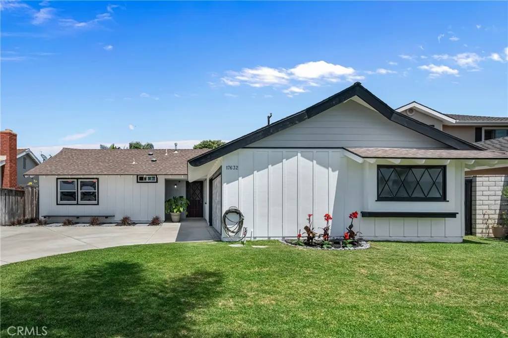 Huntington Beach, CA 92647,17632 Prescott Lane