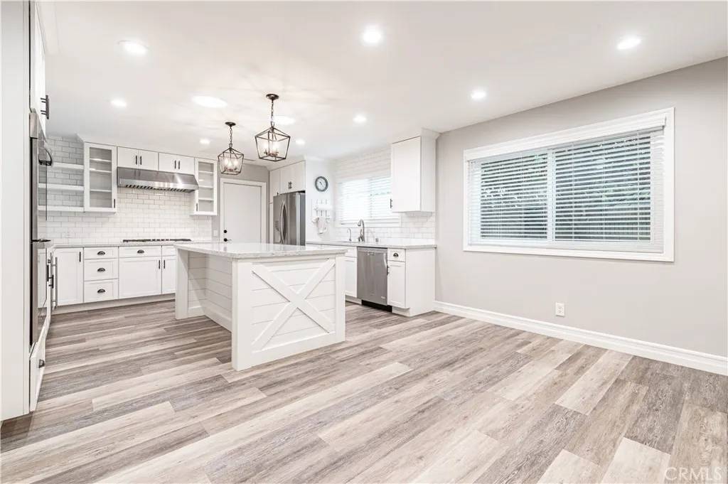 Seal Beach, CA 90740,4580 Hazelnut Avenue