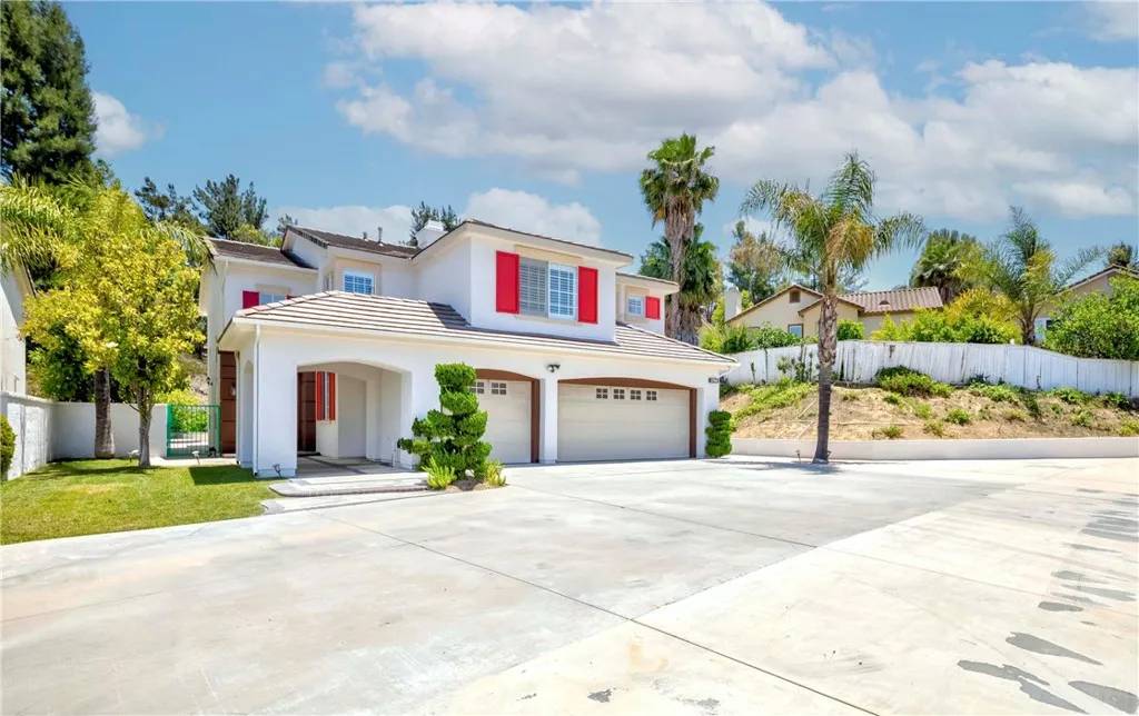 Rowland Heights, CA 91748,2768 Somerset Place