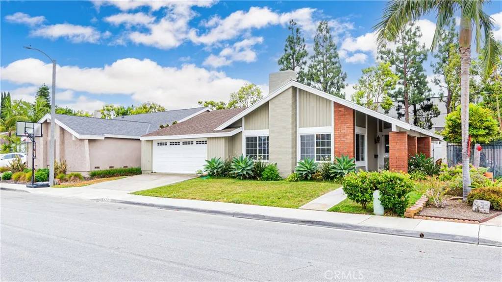 Costa Mesa, CA 92626,937 Dahlia Avenue