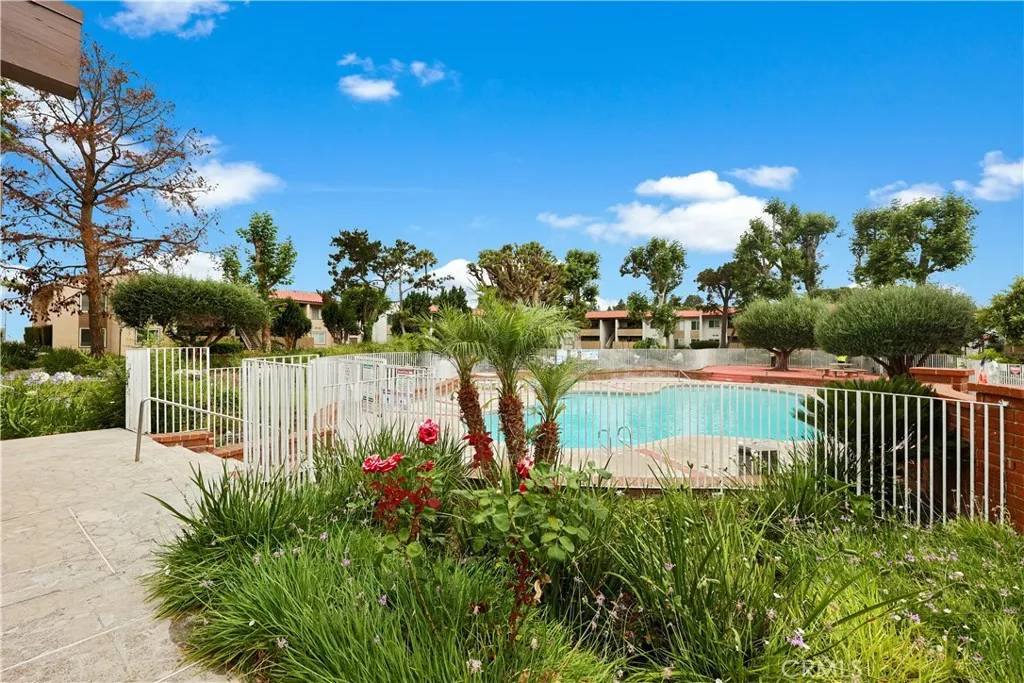 Santa Ana, CA 92704,2511 W Sunflower Avenue #B3