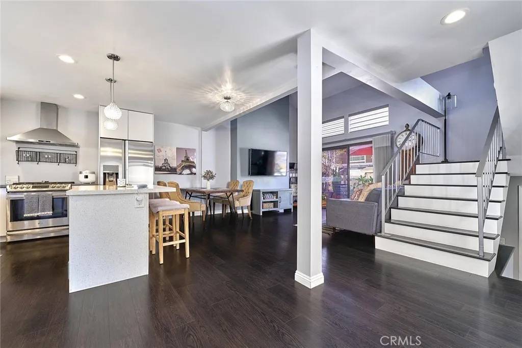 La Habra, CA 90631,957 W Imperial #30