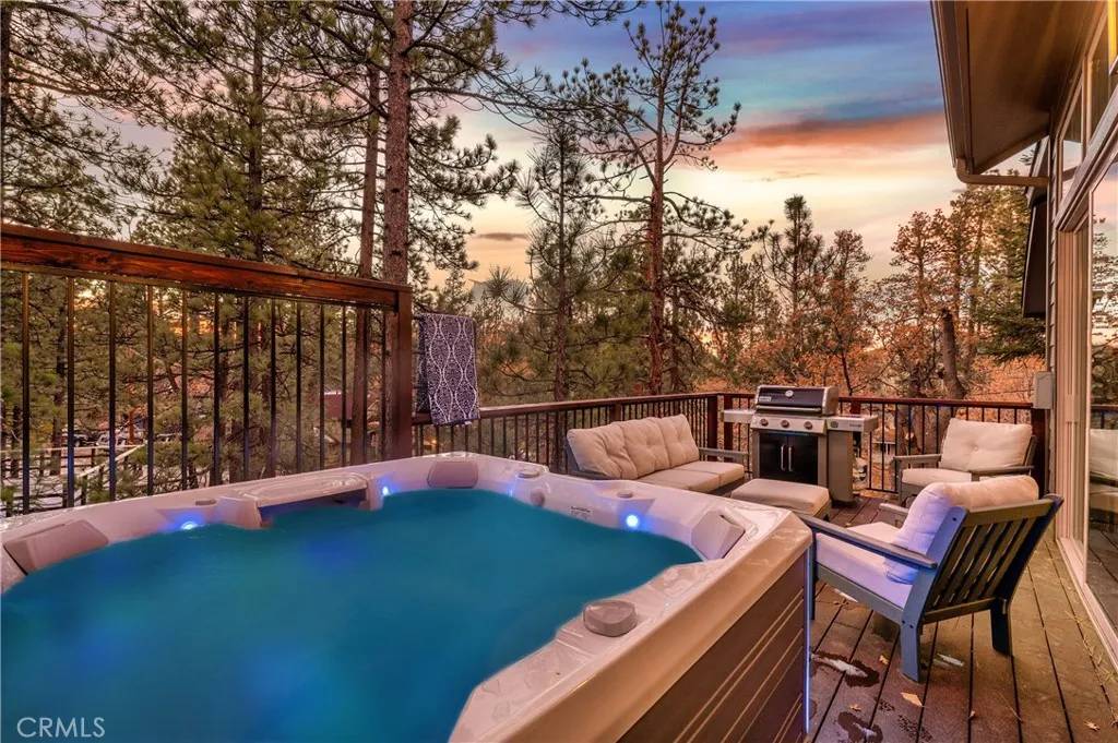 Big Bear Lake, CA 92315,802 Pine Meadow Court