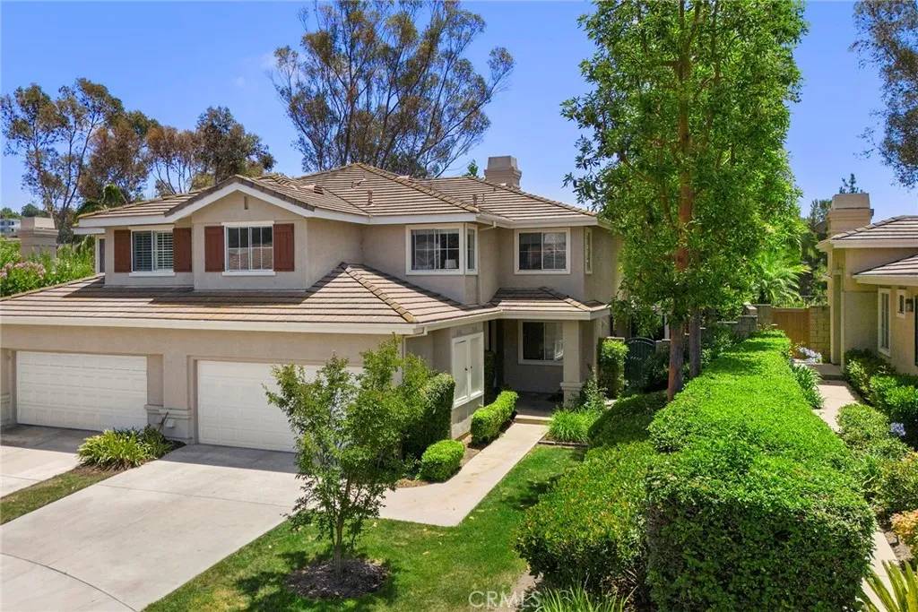 Fullerton, CA 92831,1320 Canterbury Lane