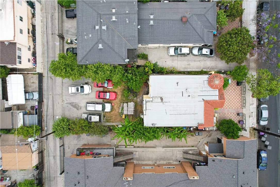 Long Beach, CA 90813,1451 Walnut Avenue