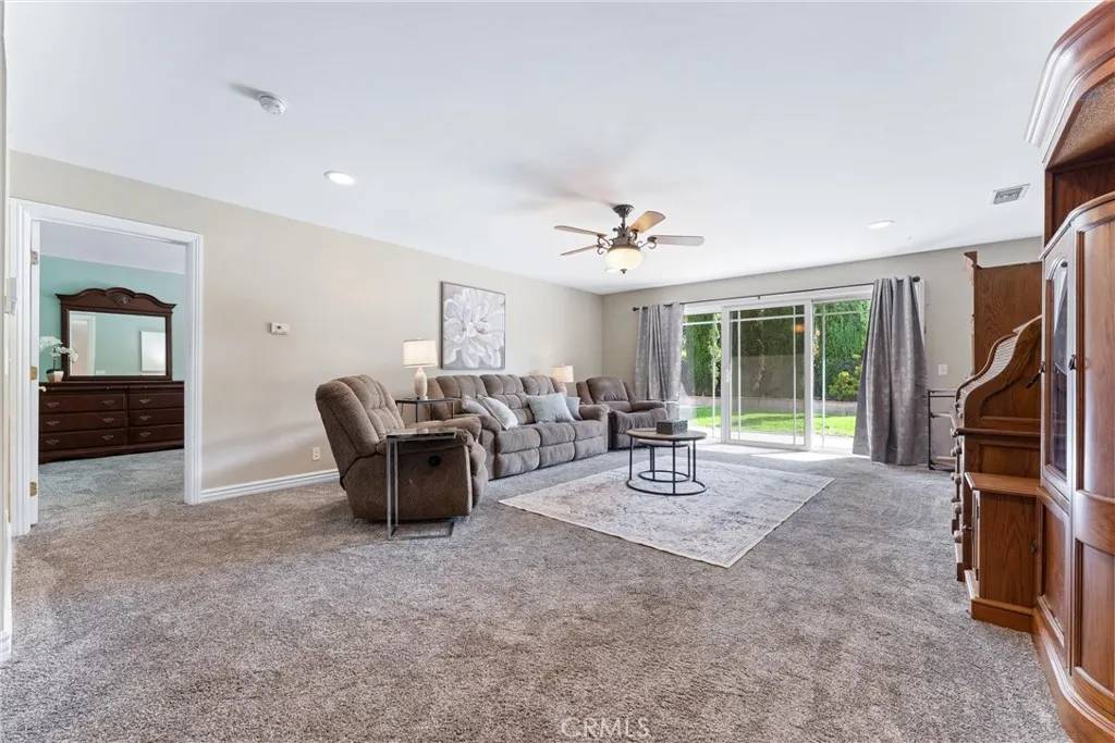 Whittier, CA 90603,9934 Cullman Avenue