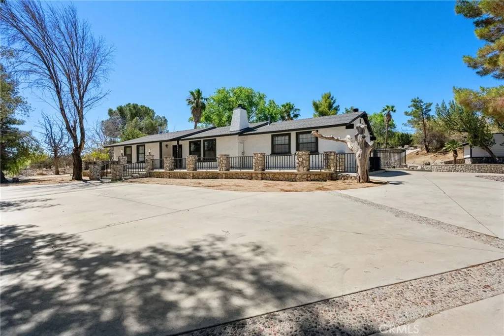 Palmdale, CA 93551,712 W Avenue R8