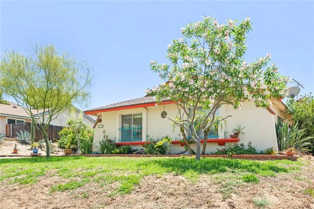 Riverside, CA 92507,252 W Blaine Street