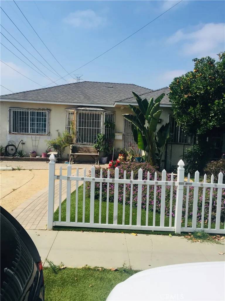 Huntington Park, CA 90255,3424 Hill Street