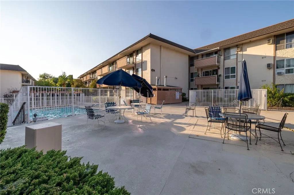 Long Beach, CA 90804,5585 E Pacific Coast #144