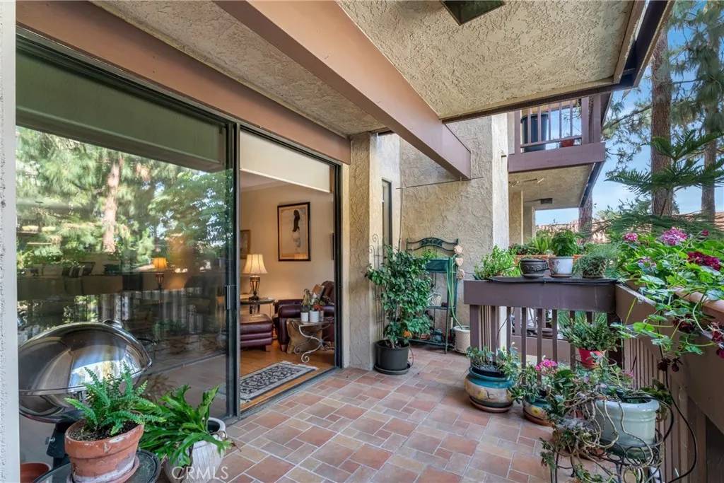 Long Beach, CA 90815,1645 Clark Avenue #115
