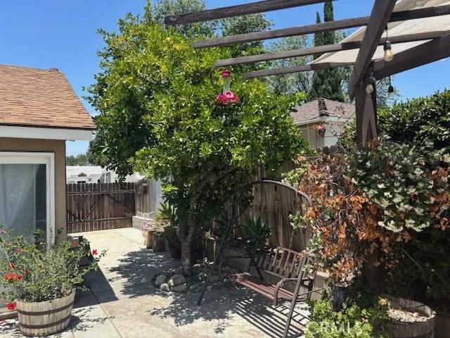 Riverside, CA 92504,8596 Camelia Drive