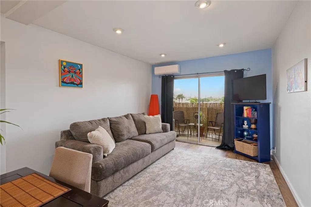 Long Beach, CA 90802,460 Golden Avenue #434