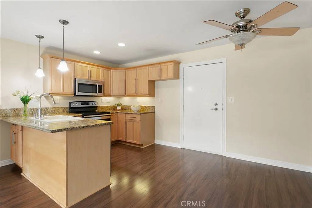 Long Beach, CA 90804,5585 E Pacific Coast Highway East #232