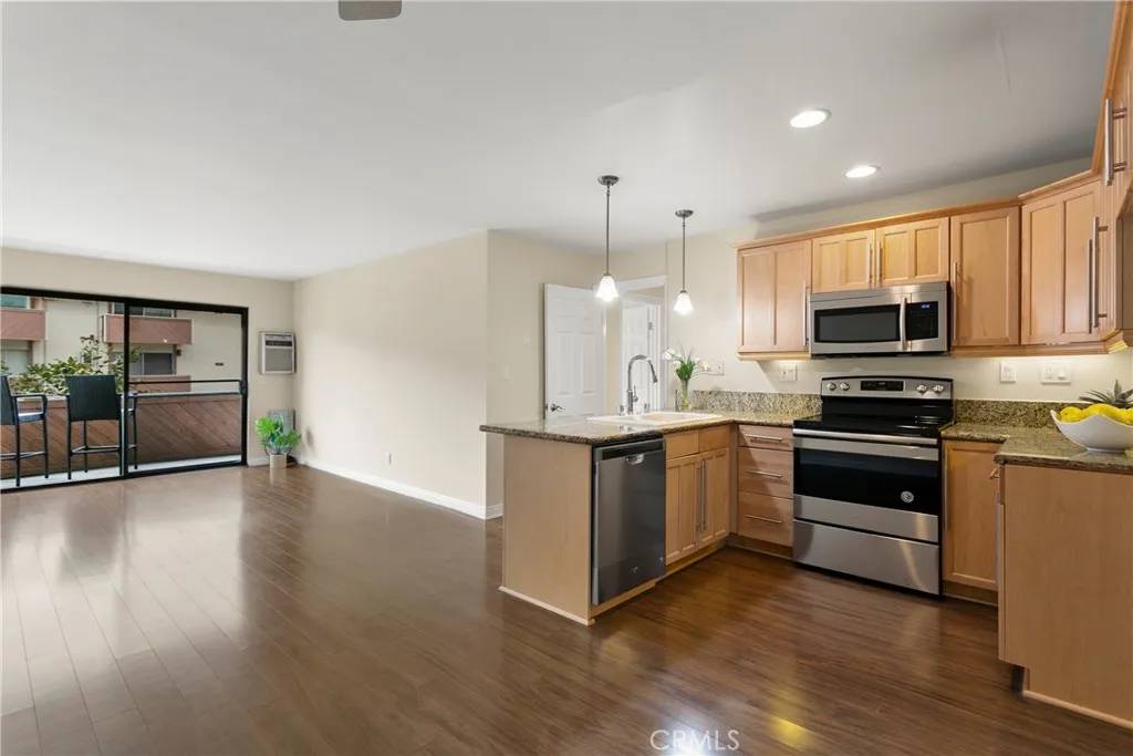 Long Beach, CA 90804,5585 E Pacific Coast Highway East #232