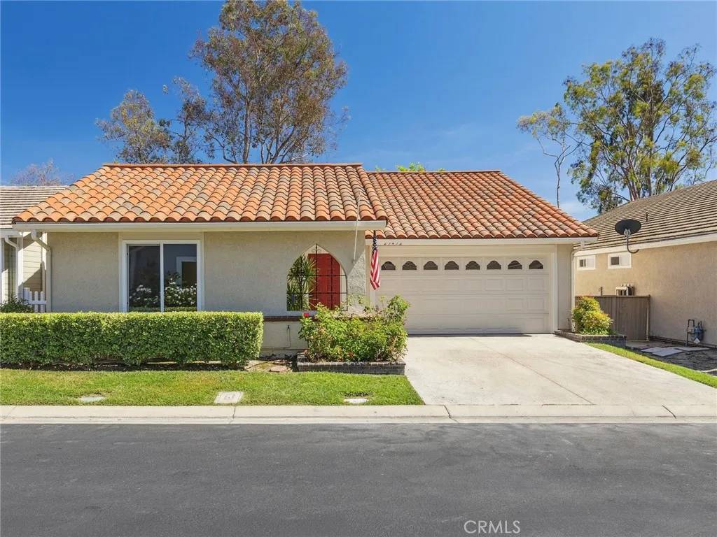 Mission Viejo, CA 92692,23452 Villena