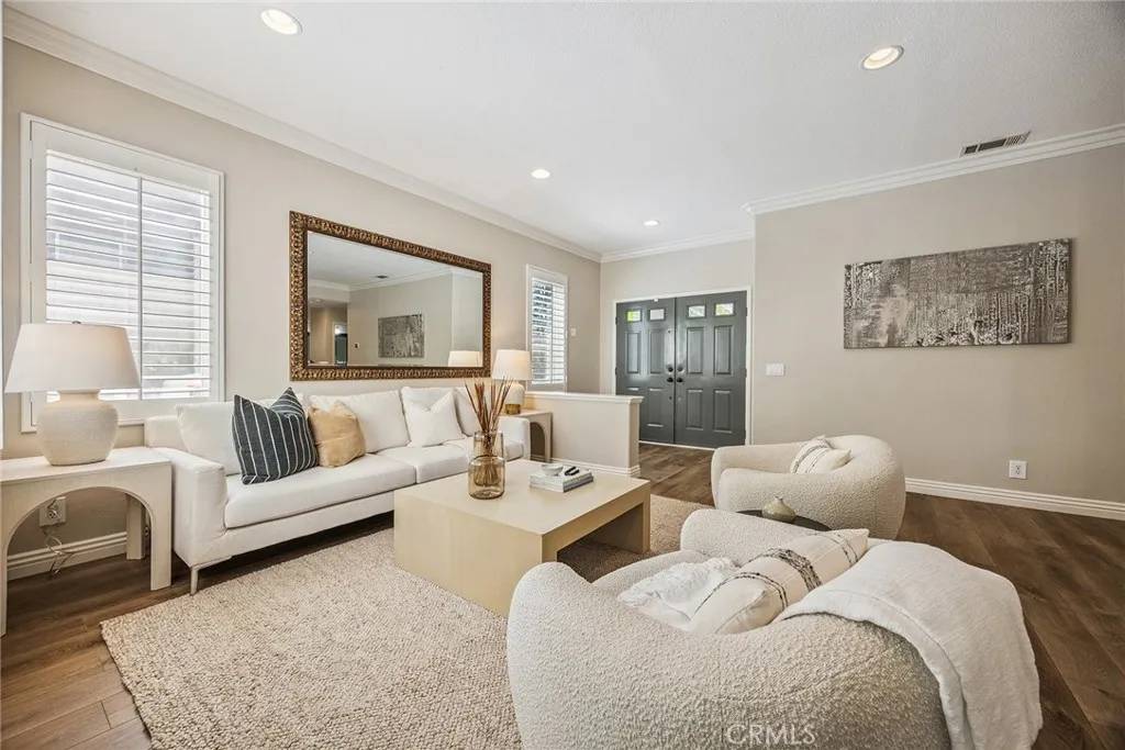 Anaheim Hills, CA 92808,8850 E Cloudview Way