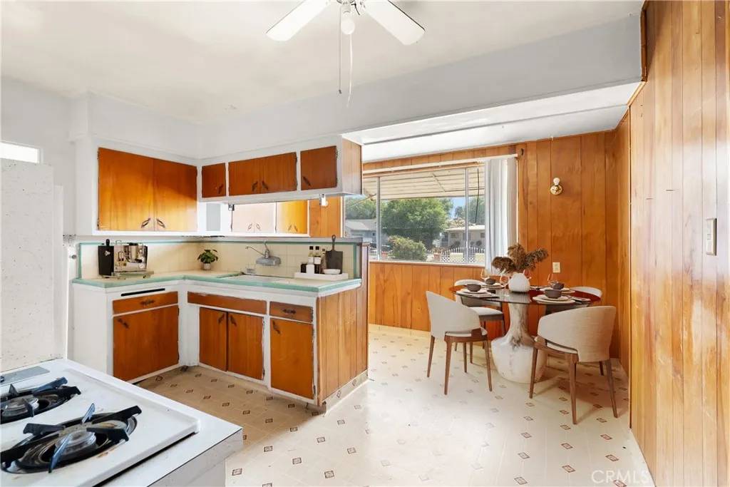 San Bernardino, CA 92404,1450 Pepper Tree Lane