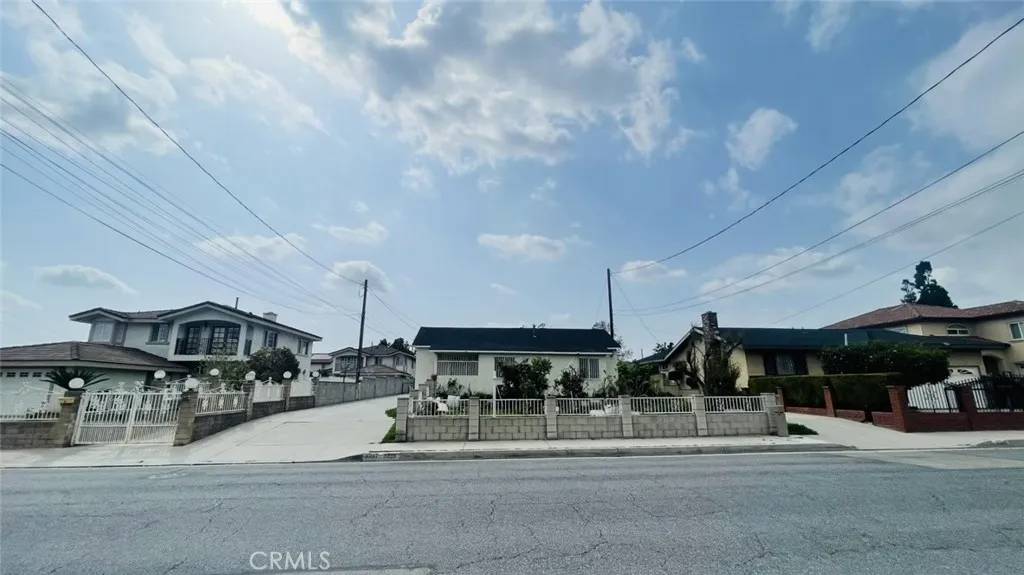 Rosemead, CA 91770,3239 Ivar Avenue