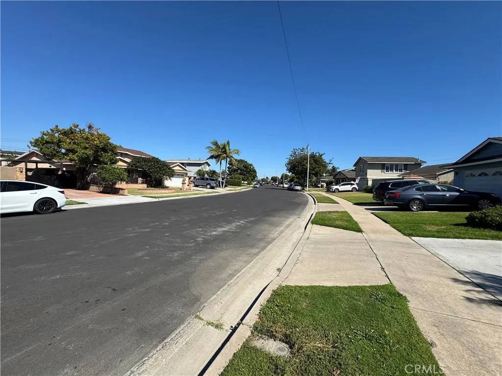 Fountain Valley, CA 92708,16763 Daisy Avenue
