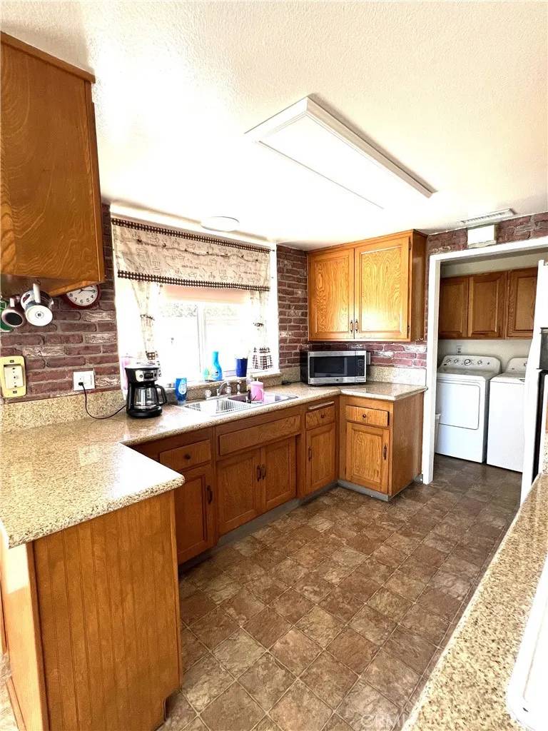 La Habra, CA 90631,2631 Candlewood Way