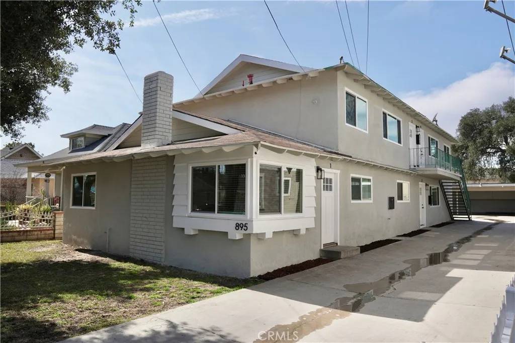 Pasadena, CA 91104,895 N Euclid Avenue #3