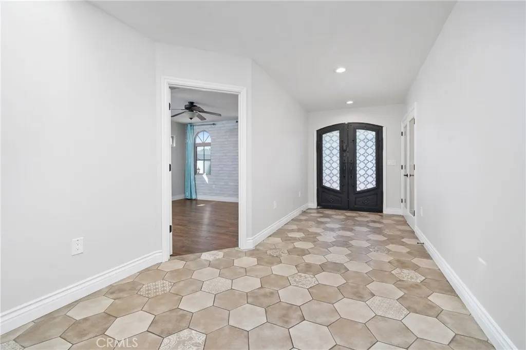 Culver City, CA 90230,11360 Segrell Way
