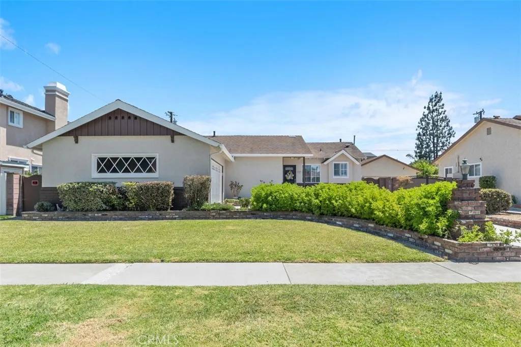 Bellflower, CA 90706,10622 Ashworth Street