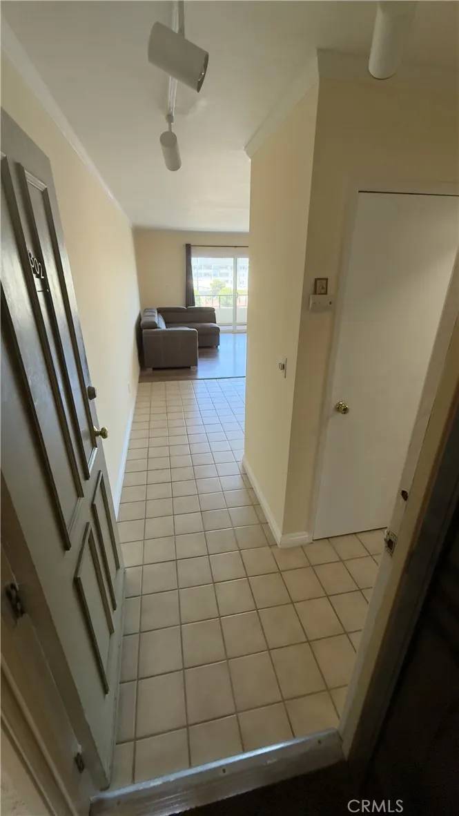Long Beach, CA 90814,420 Redondo Avenue #302