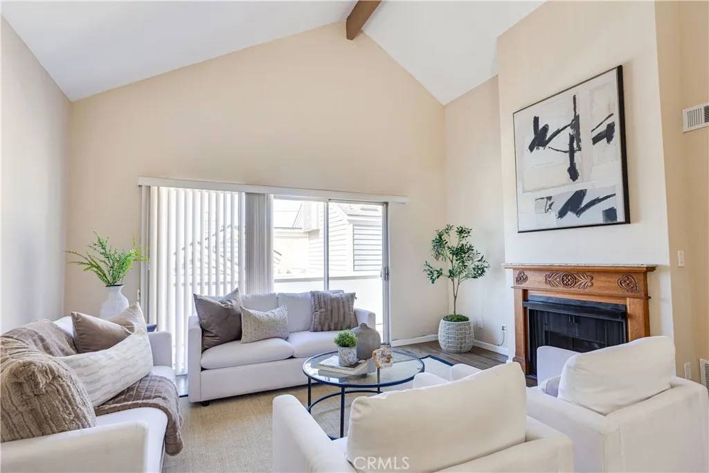 Long Beach, CA 90802,628 Daisy Avenue #417