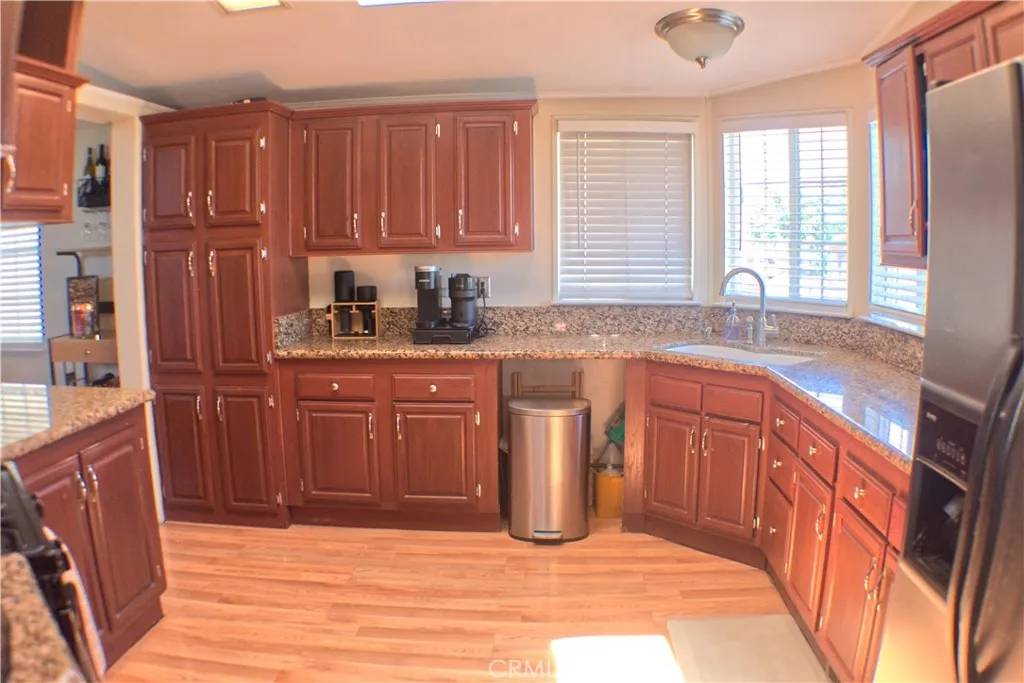 Anaheim, CA 92807,5815 E La Palma #62