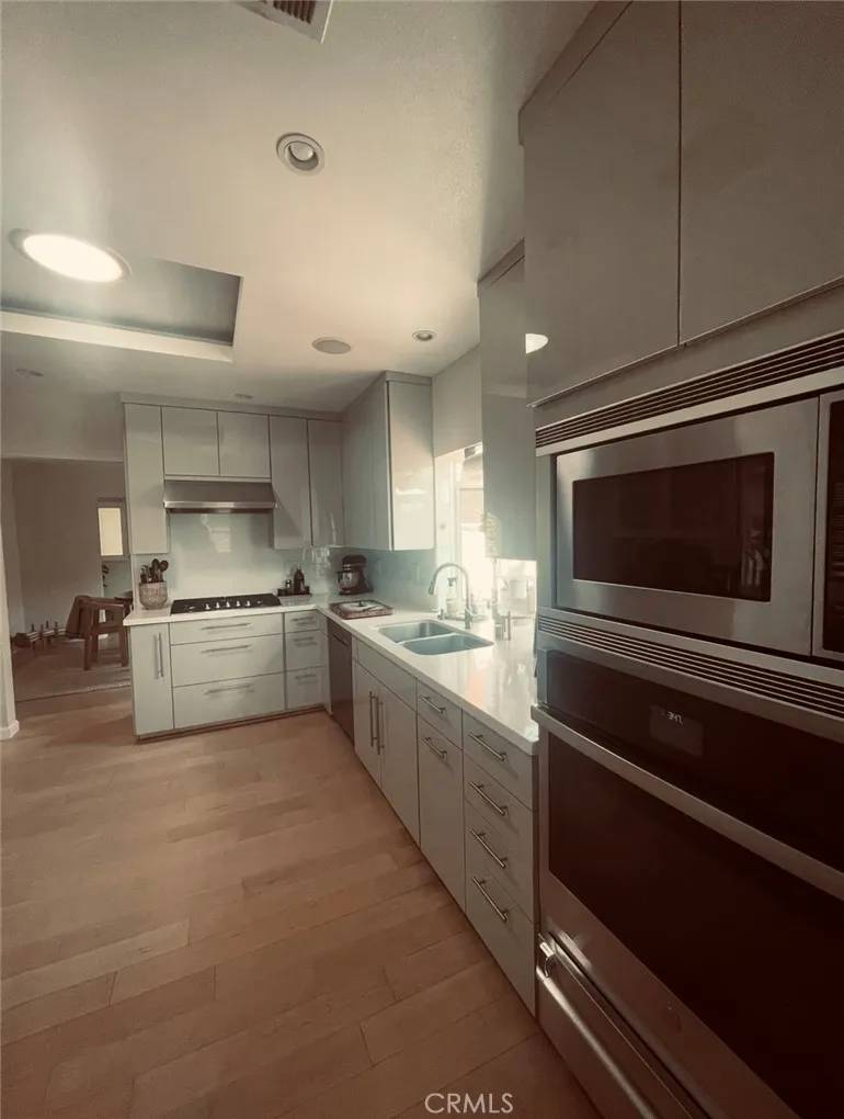 Long Beach, CA 90804,709 Havana Avenue