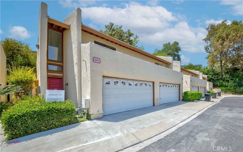 Fullerton, CA 92833,1615 Via Linda #16