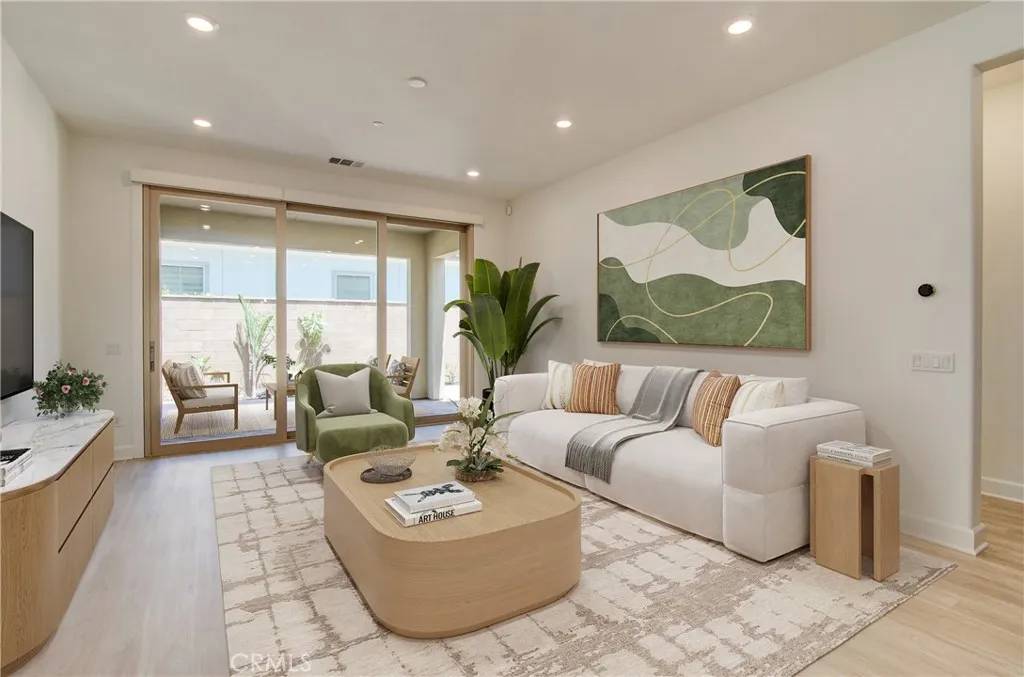 Irvine, CA 92618,139 Palencia