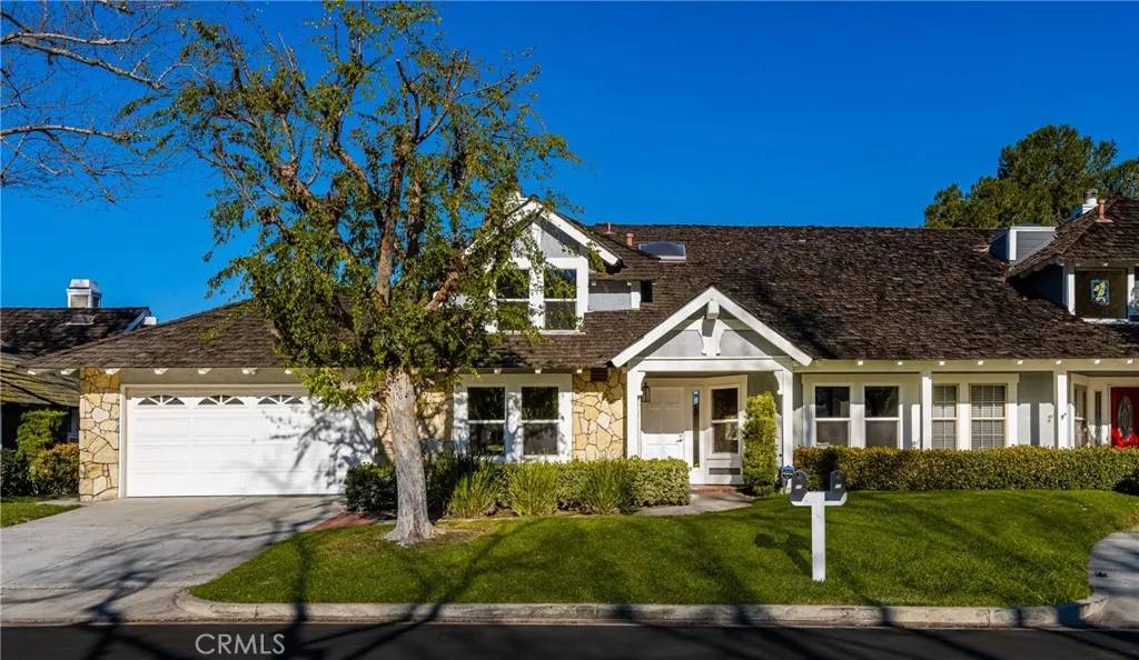 Irvine, CA 92614,11 Thunder Trail #6