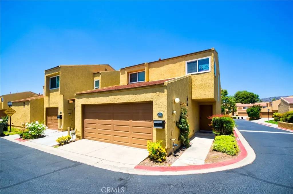 Yorba Linda, CA 92886,4725 Cardena