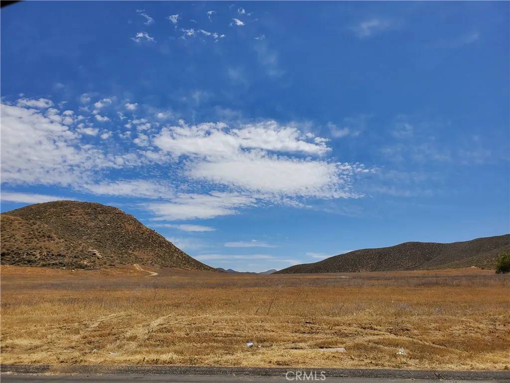 Hemet, CA 92545,34798 Lyn Avenue