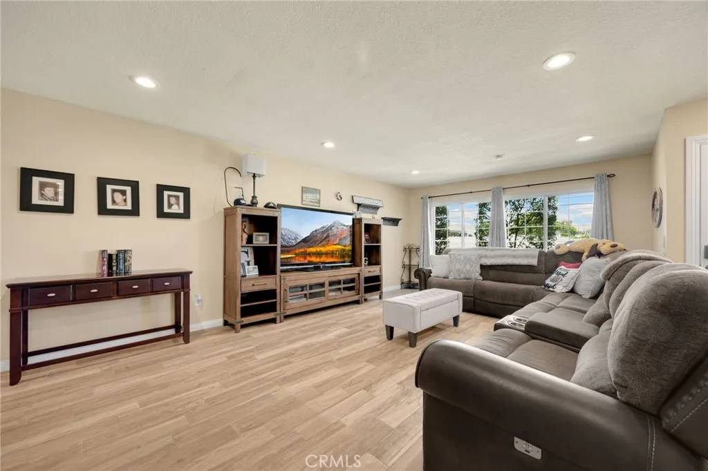 Placentia, CA 92870,1219 N Van Buren Street
