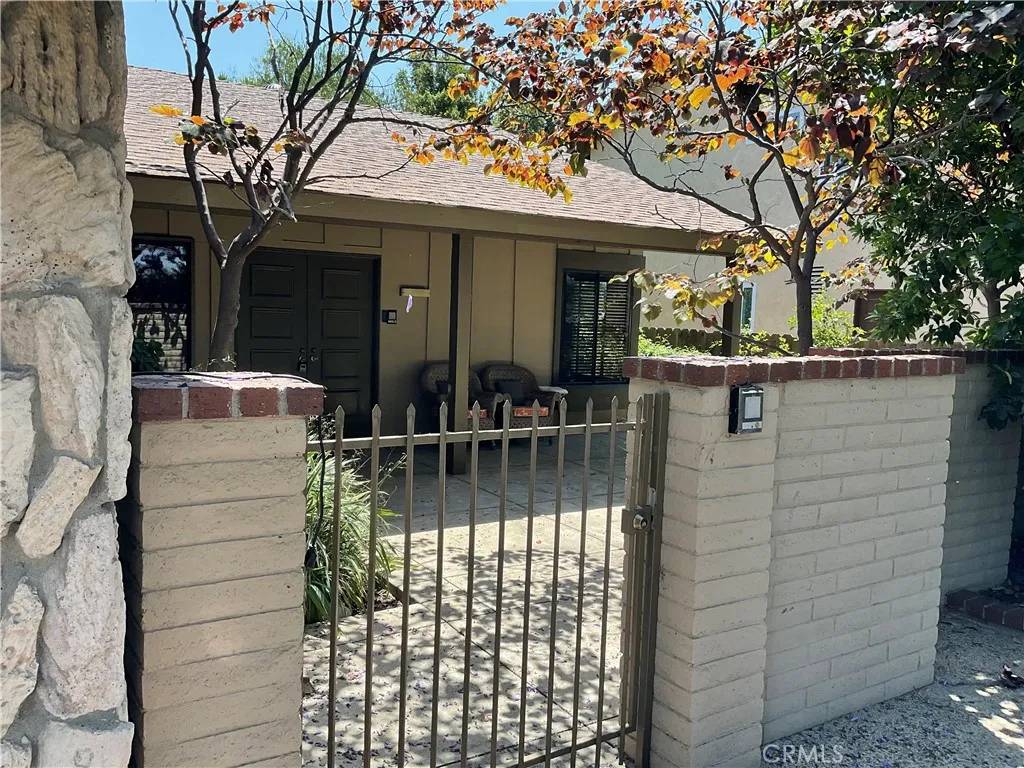 Orange, CA 92866,171 S Lincoln Street