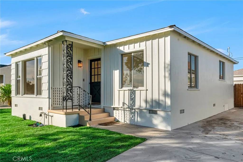 Lakewood, CA 90712,2729 Greentop Street