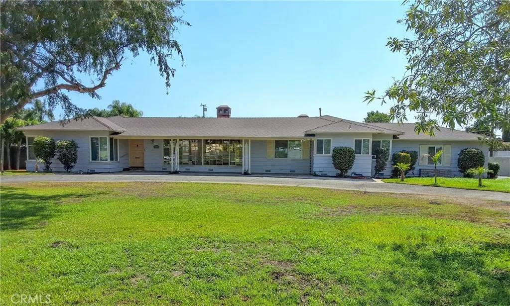 Downey, CA 90240,9620 Florence Avenue