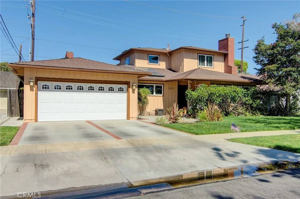 Long Beach, CA 90815,1251 Hackett Avenue