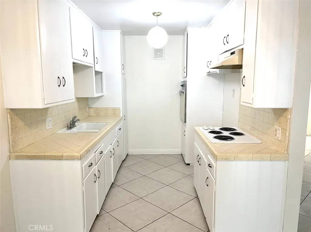 Long Beach, CA 90802,120 Alamitos Avenue #10