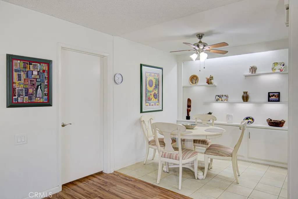 Laguna Woods, CA 92637,2276 E Via Mariposa #D
