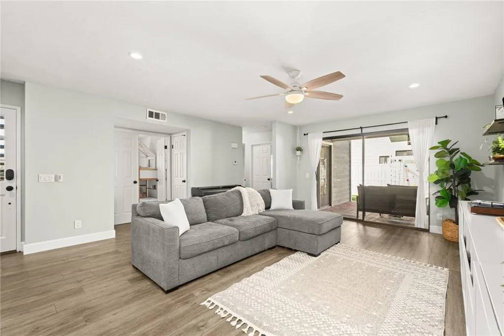 Aliso Viejo, CA 92656,45 Bramble Lane #109