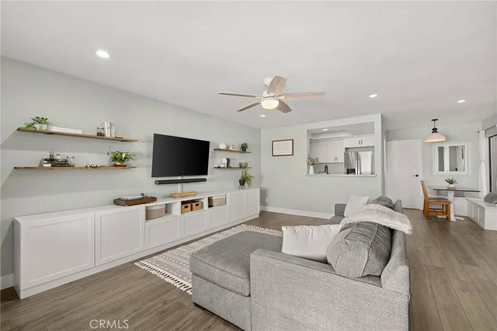 Aliso Viejo, CA 92656,45 Bramble Lane #109